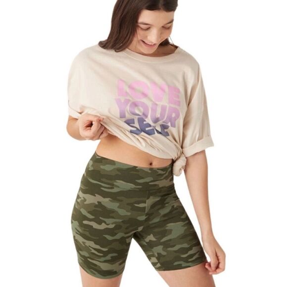 Victoria's Secret PINK Ultimate Camo Bike Short - Picture 1 of 10